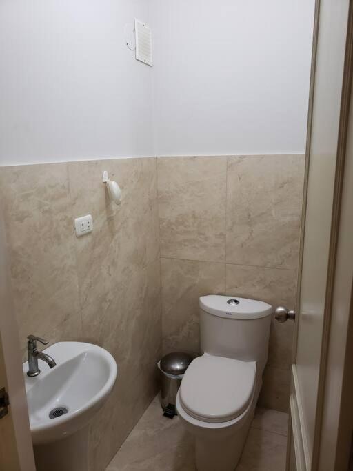 Departamento Amoblado En Ica Apartment Exterior photo